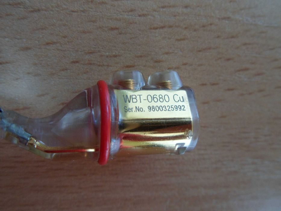 WBT 0680 - zaciski głośnikowe widły .