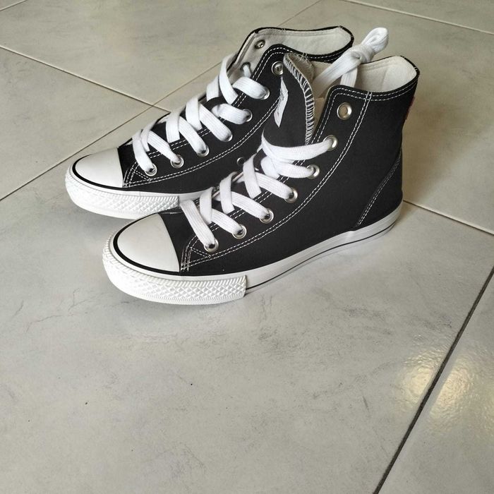 Ténis Levi’s unisexo (tipo all star) – Tamanho 37