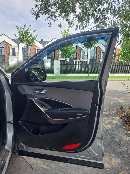 Продам гарне авто Hyundai Santa FE