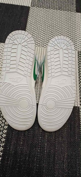 Nike Air Jordan 1 Mid Summit White/Pine Green-Pure Platinum