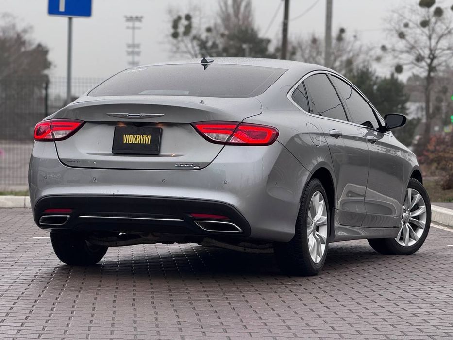 Chrysler 200 2014 року, 3,6 газ/бензин, автомат, передній привід,182т.