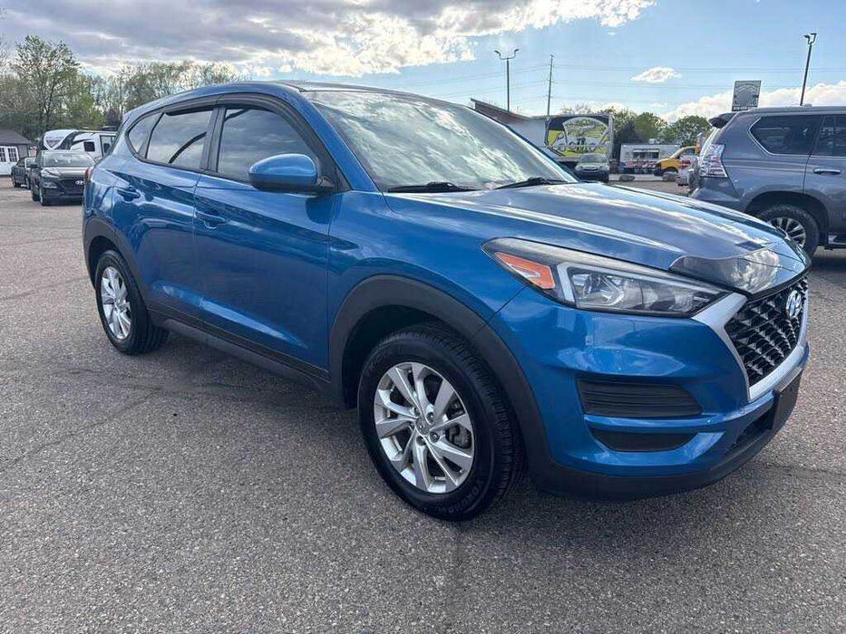 Hyundai Tucson SE      2019