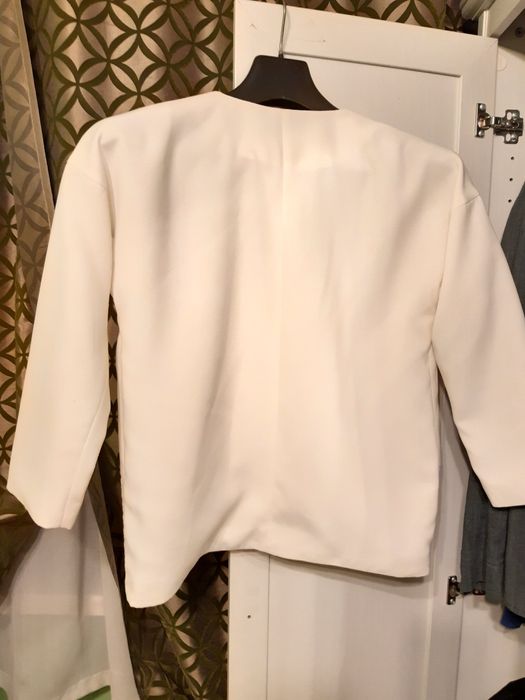 Biała kremowa marynarka rękaw 3/4 modny wzór oversize Vera moda 38 pik