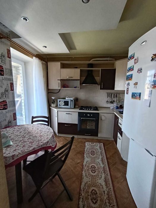 продам 1-комнатную квартиру с ремонтом на Новых домах ул.Харьковских дивизий № 14,7/10