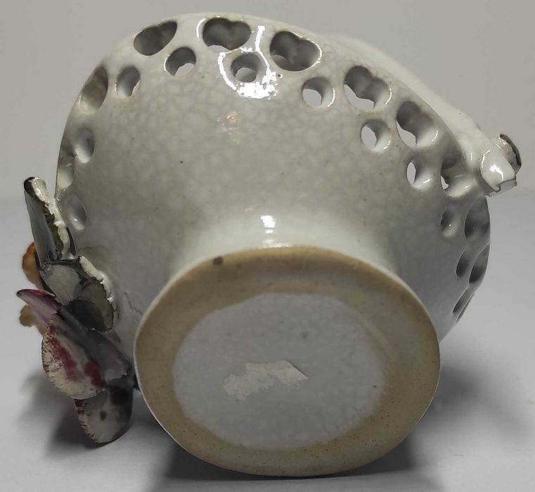Porcelanowy koszyk koszyczek kosz z porcelany kwiaty kwiatki vintage