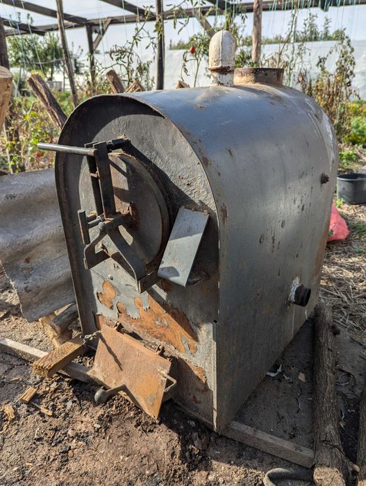 Твердопаливний котел, Буржуйка чавунна