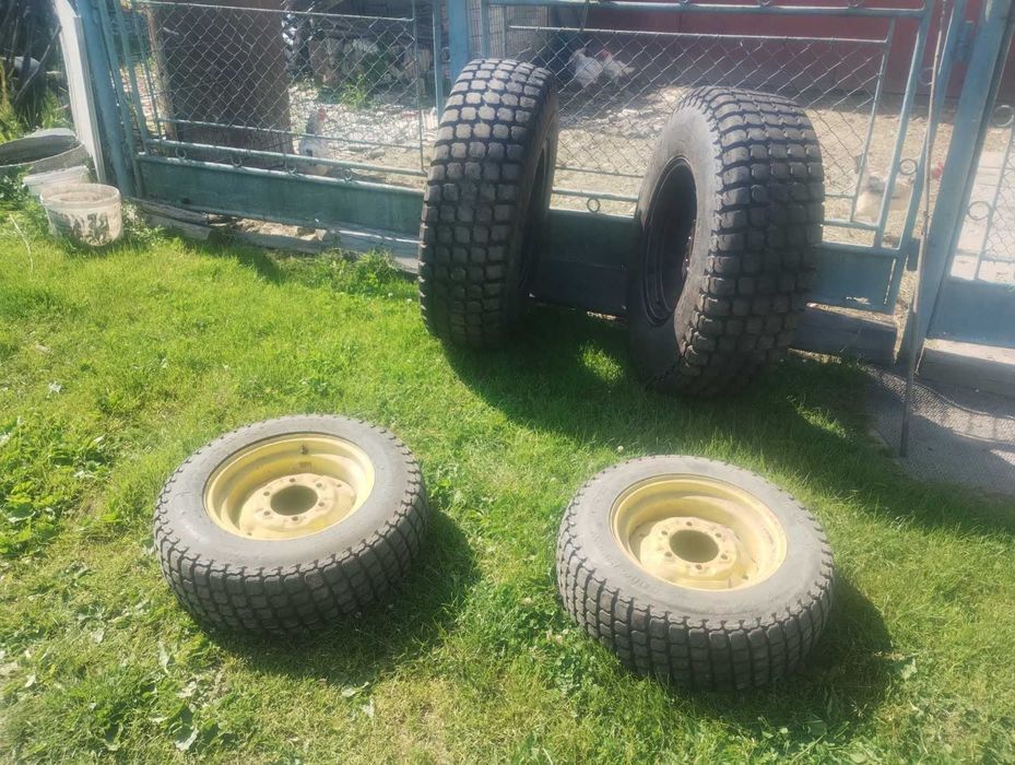 Трактор john deere