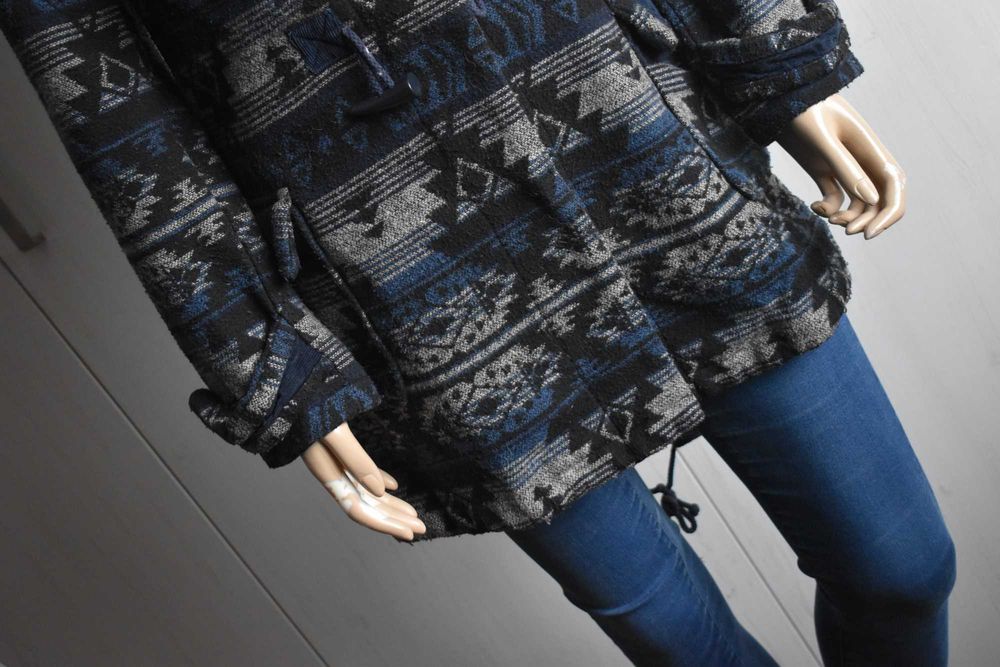 Kurtka przejściowa XS S 34 parka z kapturem aztecki zimowa długa płasz