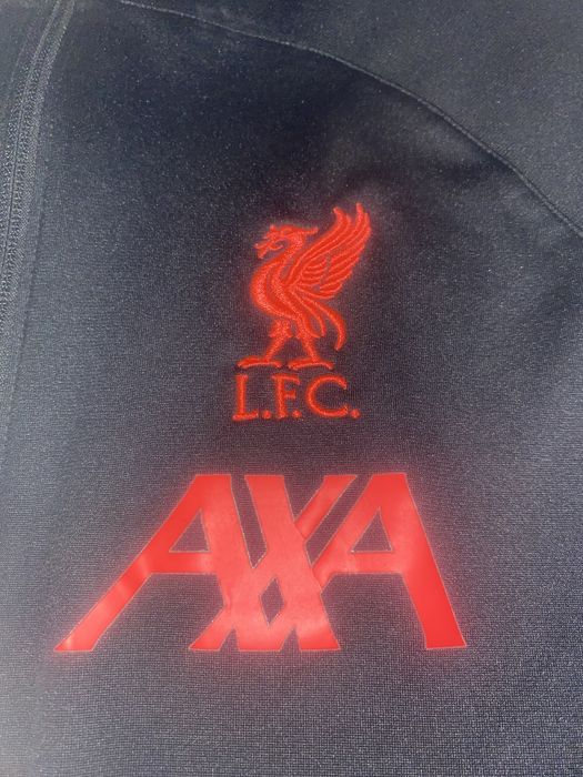 Casaco nika liverpool
