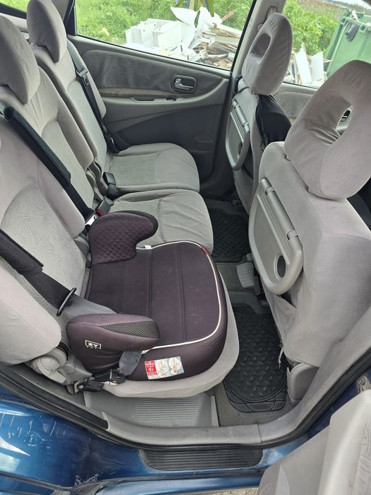 Vendo Nissan Almera Tino