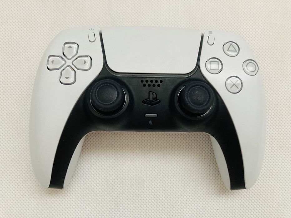 Oryginalny Pad PS5 z analogami halla