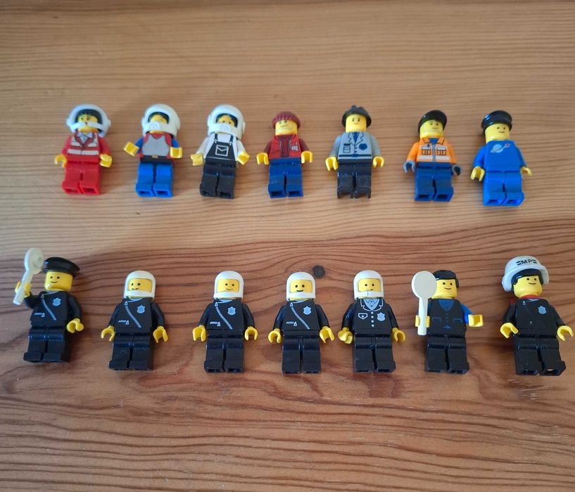 Lego - Bonecos / Figuras Policias e Outros ( Antigos )