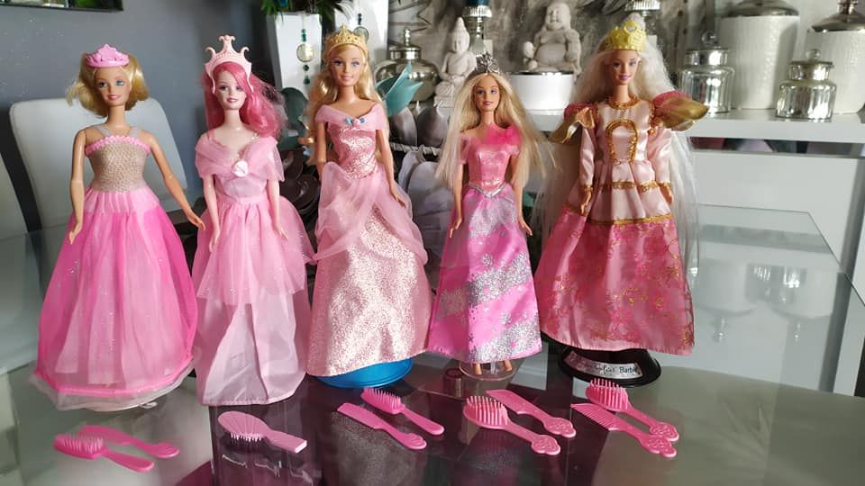 Barbies a 15€ cada ou 10 por 99,99€ - lote nr 2