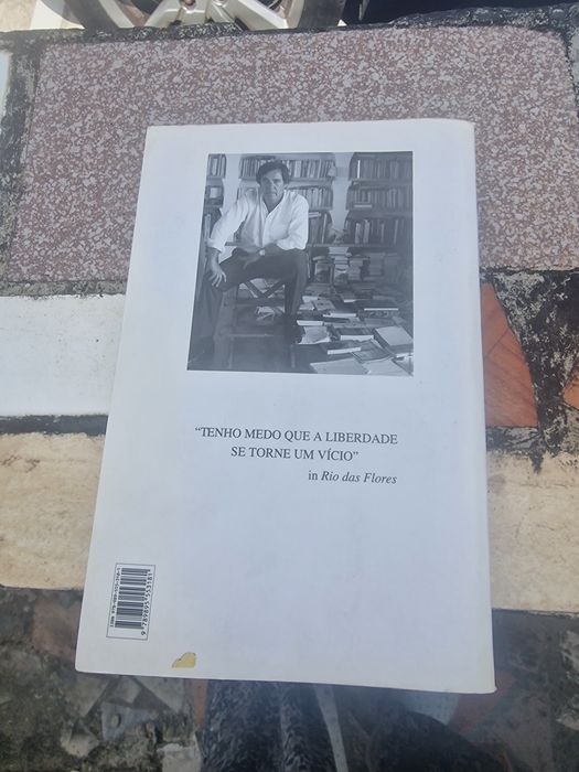 Livro Rio das flores