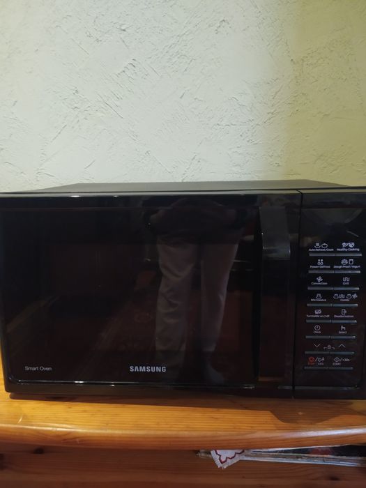 Мікрохвильова піч