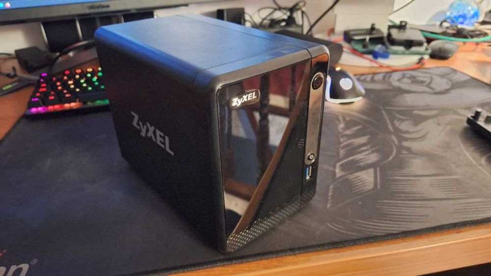 Zyxel NSA325v2 NAS (without disks)64750549776002120