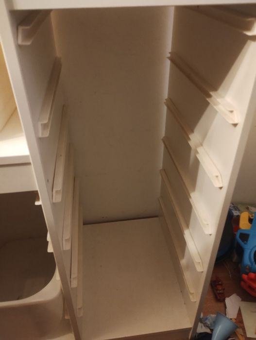 Szafka schodkowa trofast Ikea z pojemnikami