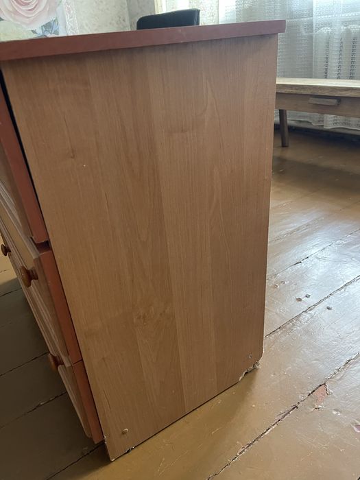 Комод  для  речей .