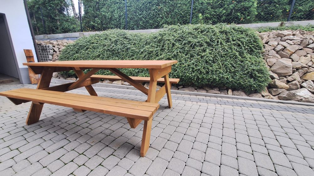 Stół piknikowy ogrodowy