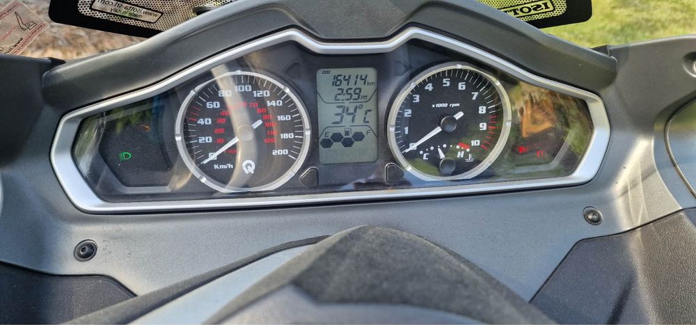 Quadro Qv 350 sprzedam piękny