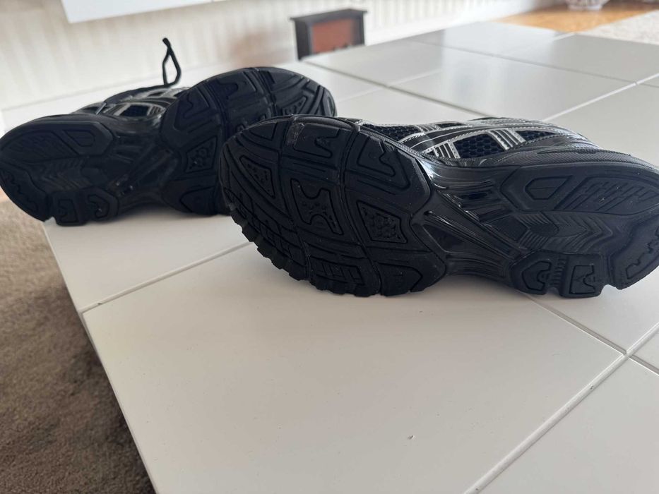 Asics Gel Kayano-14