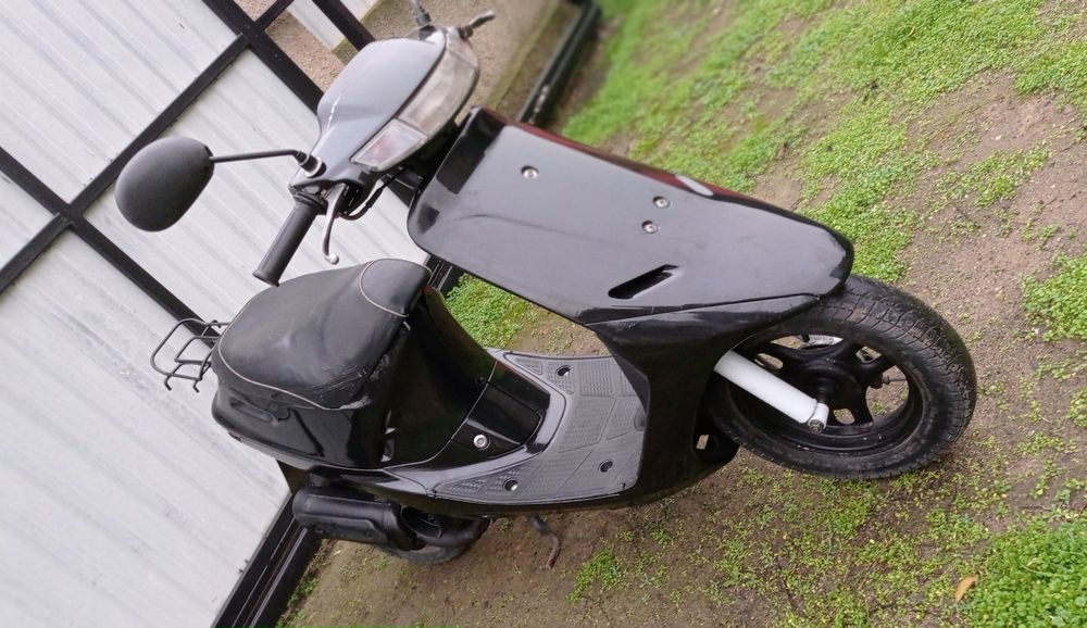 Мопед скутер Хонда Дио 18