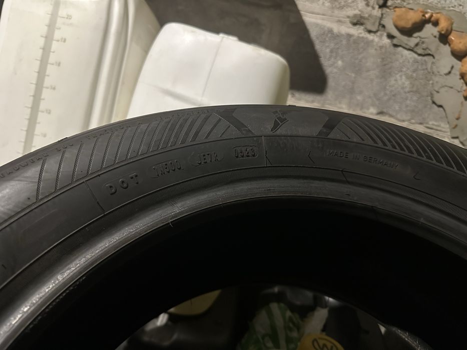 Goodyear 225 55 r17 23рік стан Нові