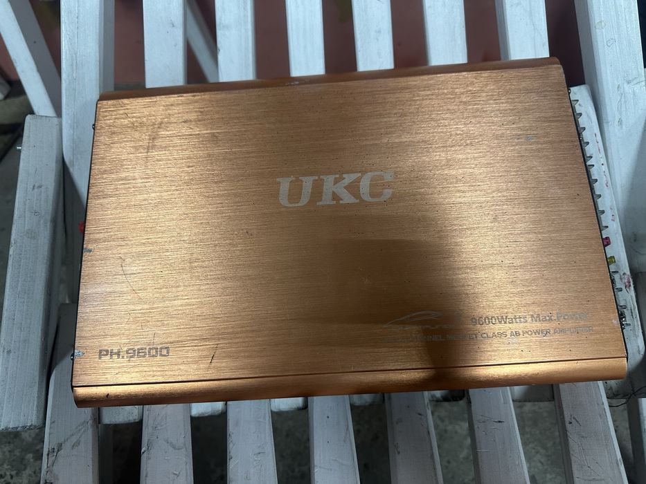 Продам усілитель 4 канальний