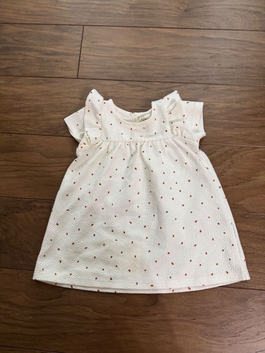 Сукня для дівчинки