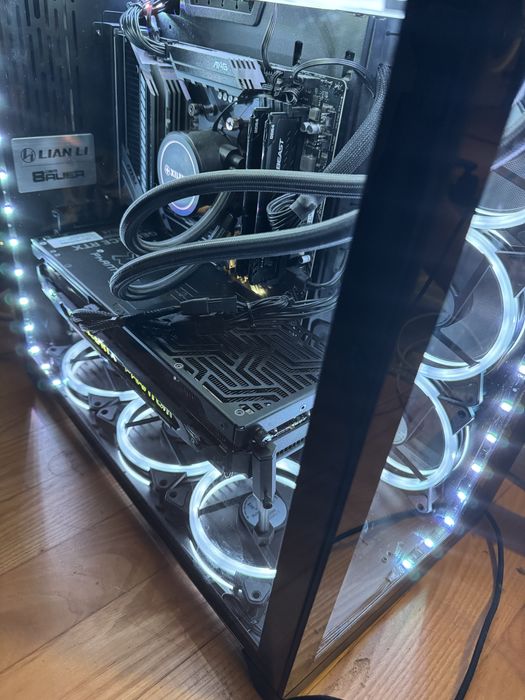 Komputer Stacjonarny RTX 4070 TI 12GB, Ryzen 7 5800x3d