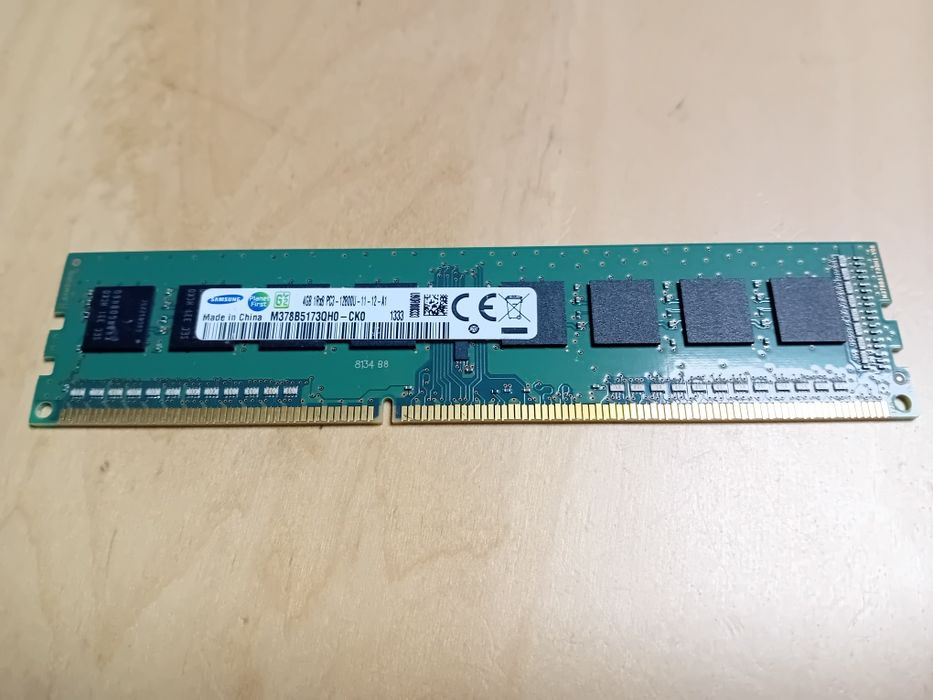 Pamięć komputerowa Samsung DDR3 4GB