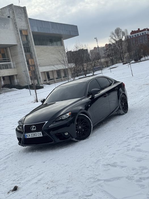 Продам стильний Lexus IS 2014