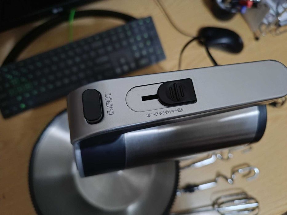 Batedeira Rotativa Sokany | 1000W potência | 4L Capacidade | COMO NOVA