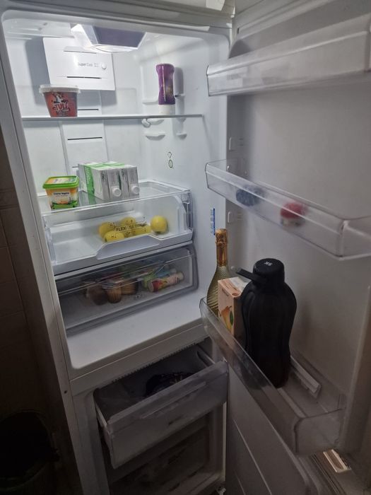 Frigorifico  indesit  combinado