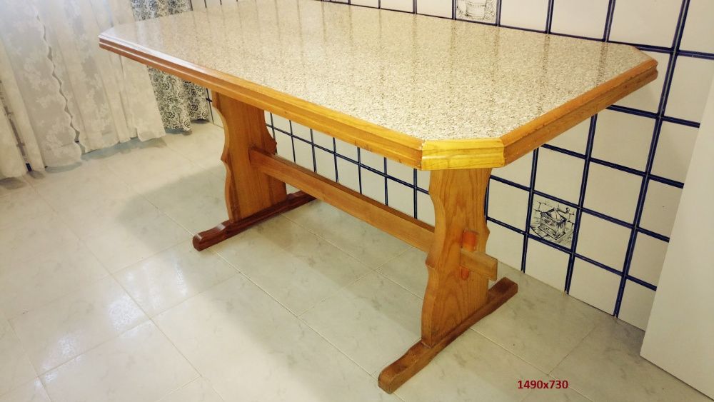 Rustic common table64552787545090120