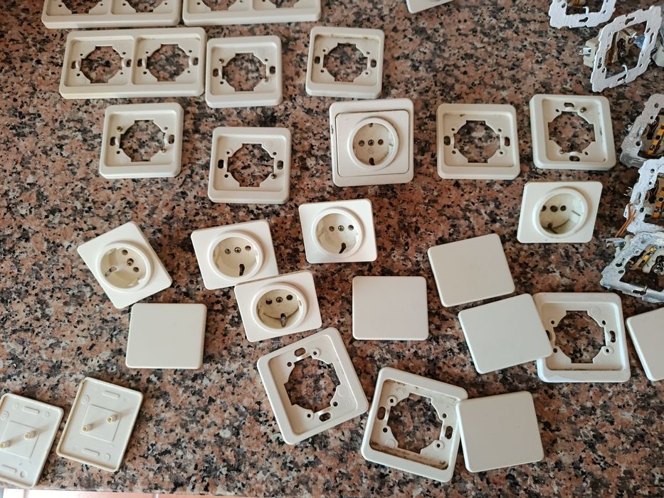 Tomadas espelhos interruptores