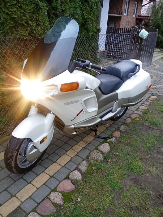 Sprzedam Honda Pc 800