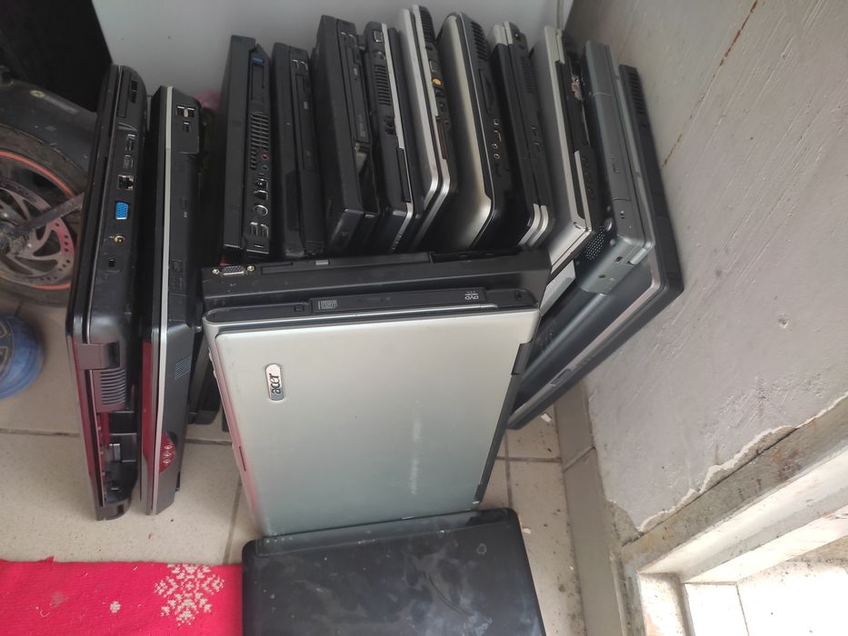 Колекція,лот ноутбук 15 штук з Германії.робочі.