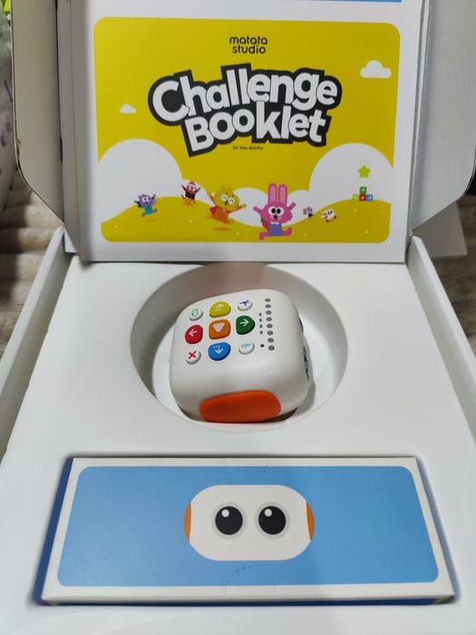 робот-конструктор Tale-Bot Pro від Matatalab.