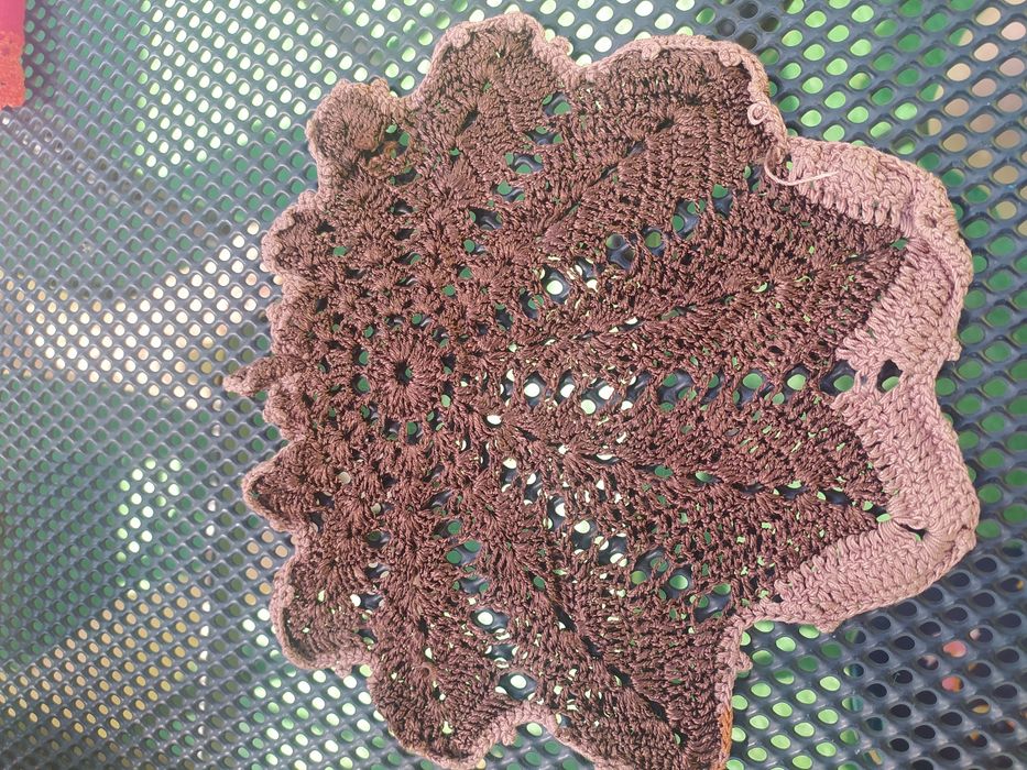 Brązowa Serwetka liść