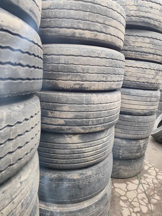 Грузовые шины Б/У 385/65 22.5