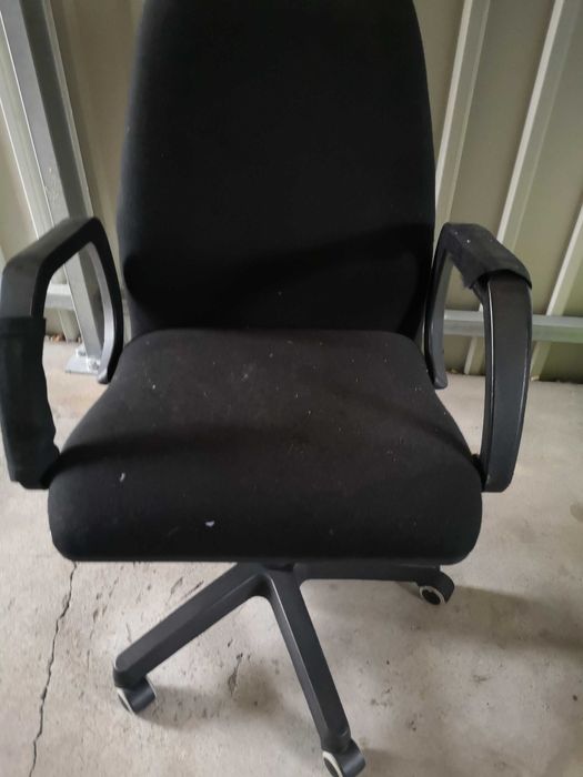 Cadeiras de escritório com rodízios