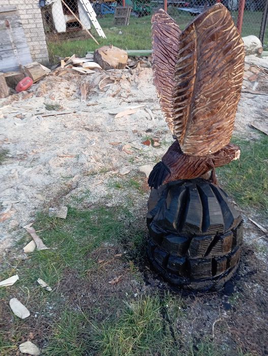 Rzeźba drewniana ogrodowa orzeł