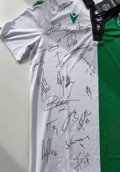 Camisola do Sporting Original assinada pela equipa campeã 2020/21