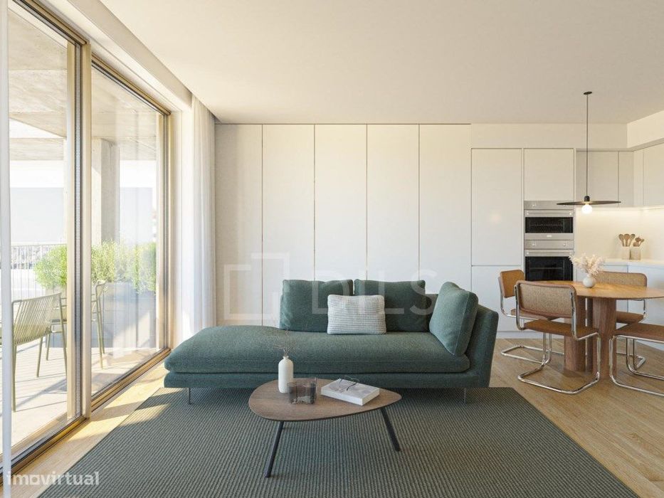 Estúdio com área exterior em pleno centro da cidade do Porto.
