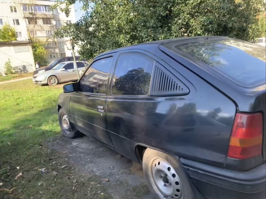 Опель Кадет 1.3