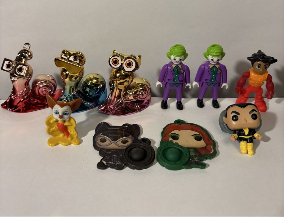 Кіндер ДС, DC равлик боб, старі кіндери, playmobil Marvel