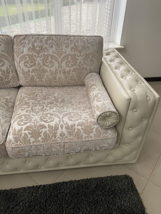 Диван крісла.