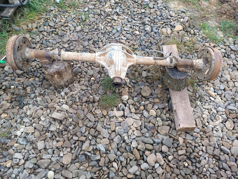 Міст Mercedes Benz T1 207,208,209,210,307,308,309