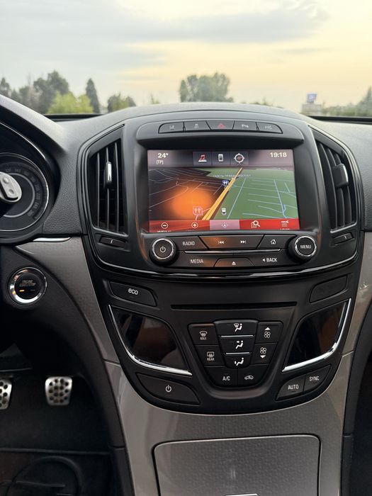 Opel insignia sport tourer Рестайлинг